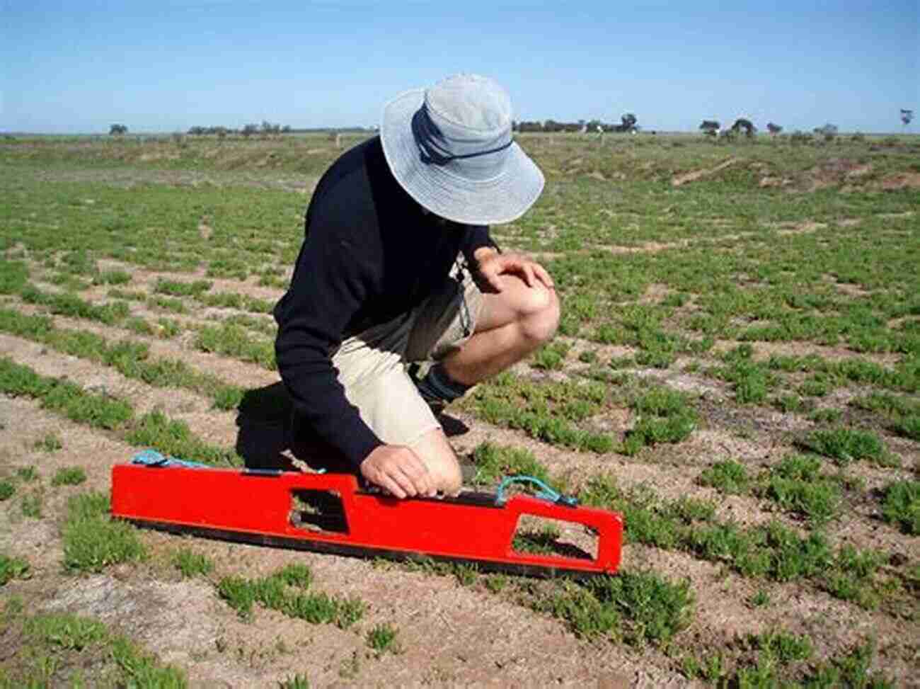 A Farmer Checking Soil Salinity Levels In The Field Soil Salinity Management In Agriculture: Technological Advances And Applications (Innovations In Agricultural Biological Engineering 9)