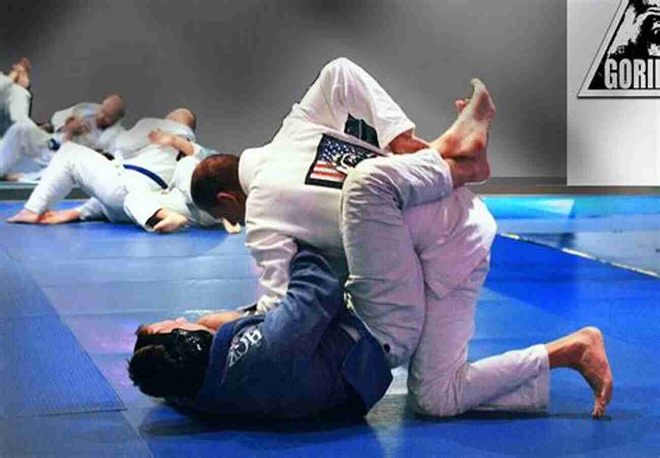 Brazilian Jiu Jitsu The Art Of Ground Fighting Combatives Instruction: A Practical Guide On Self Defense Training Methods