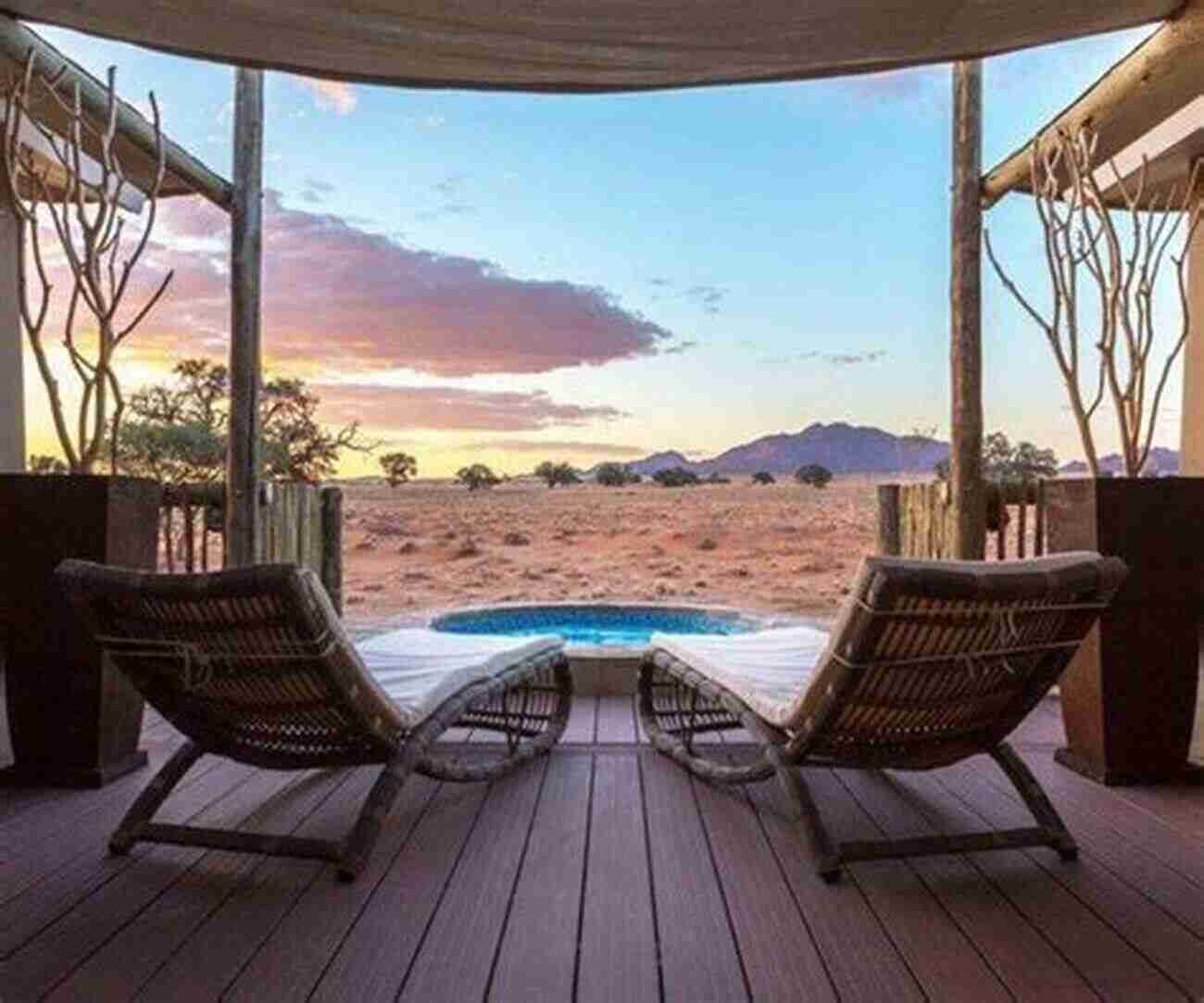 Experience Luxury In Unique Desert Lodges Greater Than A Tourist Joshua Tree California USA: 50 Travel Tips From A Local (Greater Than A Tourist California)