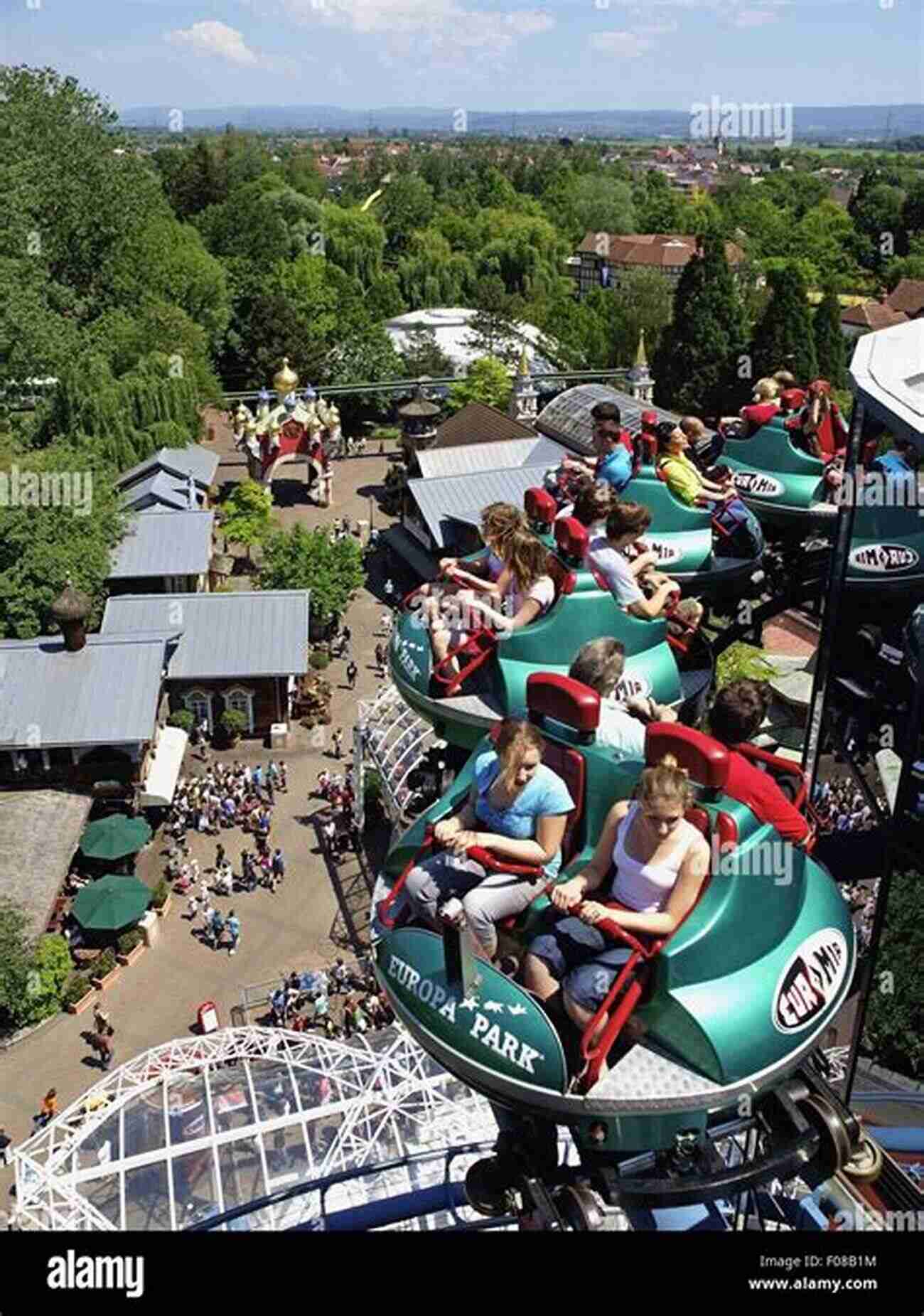 Families Having Fun At Europa Park Kids Travel Guide Germany: The Fun Way To Discover Germany Especially For Kids