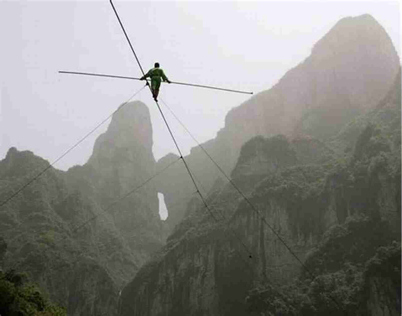 Leo Hand Bravely Walking On A Tightrope Across The Grand Canyon 101 3 4 Stunts Leo Hand