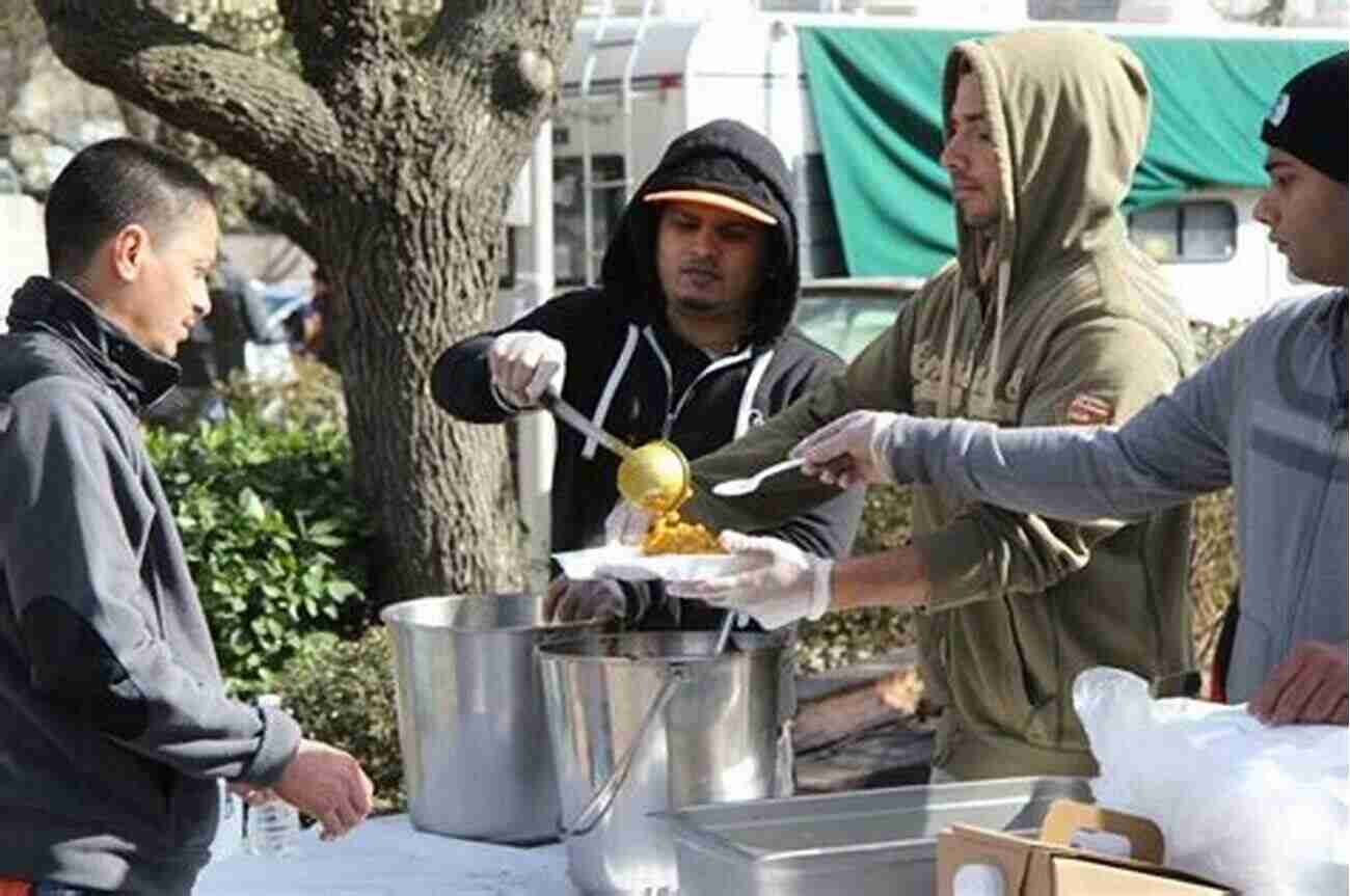 Sandy Kumar's Photo Of Philadelphia Residents Helping Each Other During Hurricane Sandy Sandy S Photos: Philadelphia Sandhya Kumar