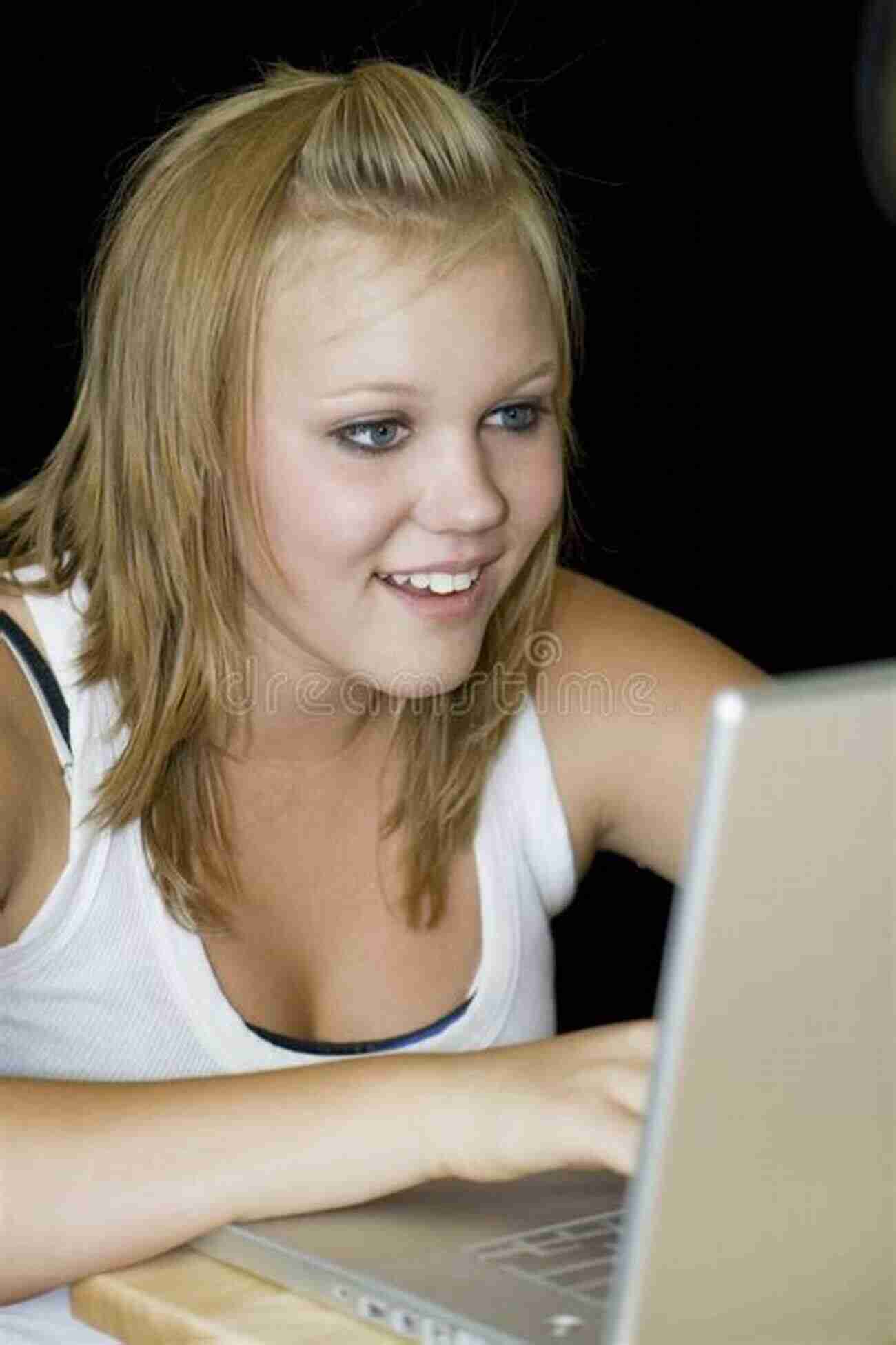 Teenage Girl Working On Laptop To Reach American Dream The F O R C E : Powerful Strategies For Teens And Young People To Reach The American Dream