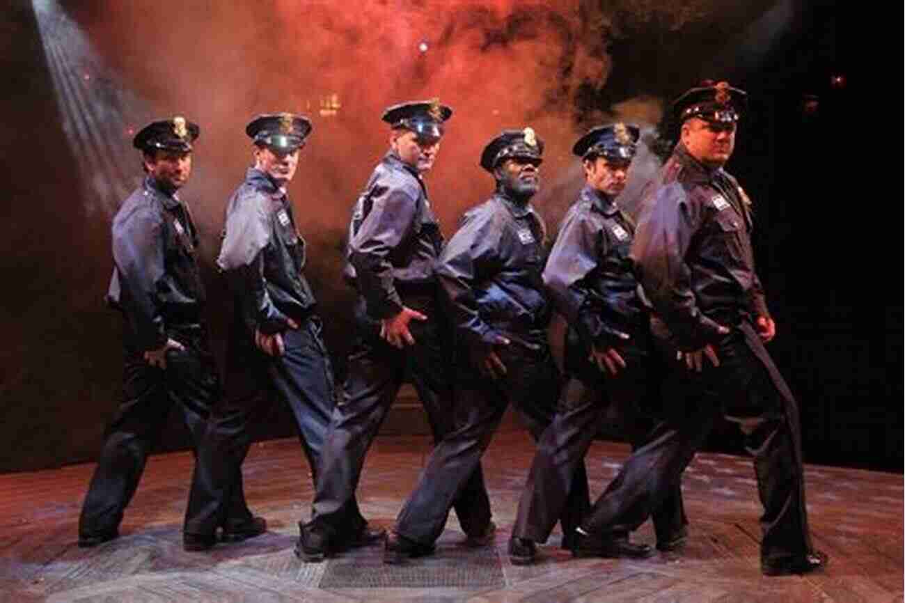 The Full Monty Stage Performance The Full Monty The Complete And Lyrics Of The Hit Broadway Musical (Applause Libretto Library)