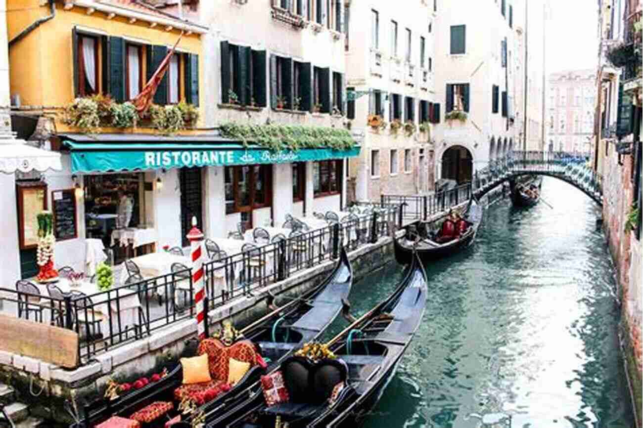 Venice, The City Of Canals And Gondolas Salve Venetia (Vol 1 2): The Gleanings From Venetian History (With Original Illustrations)