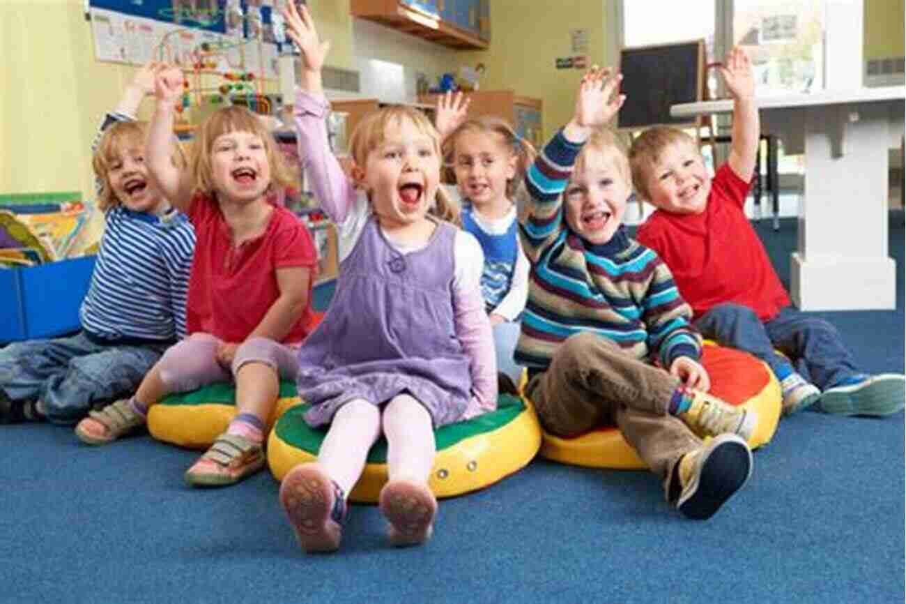 Group Of Enthusiastic Children Learning About Animals The Endangered Mammals From Around The World : Animal For Kids Age 9 12 Children S Animal